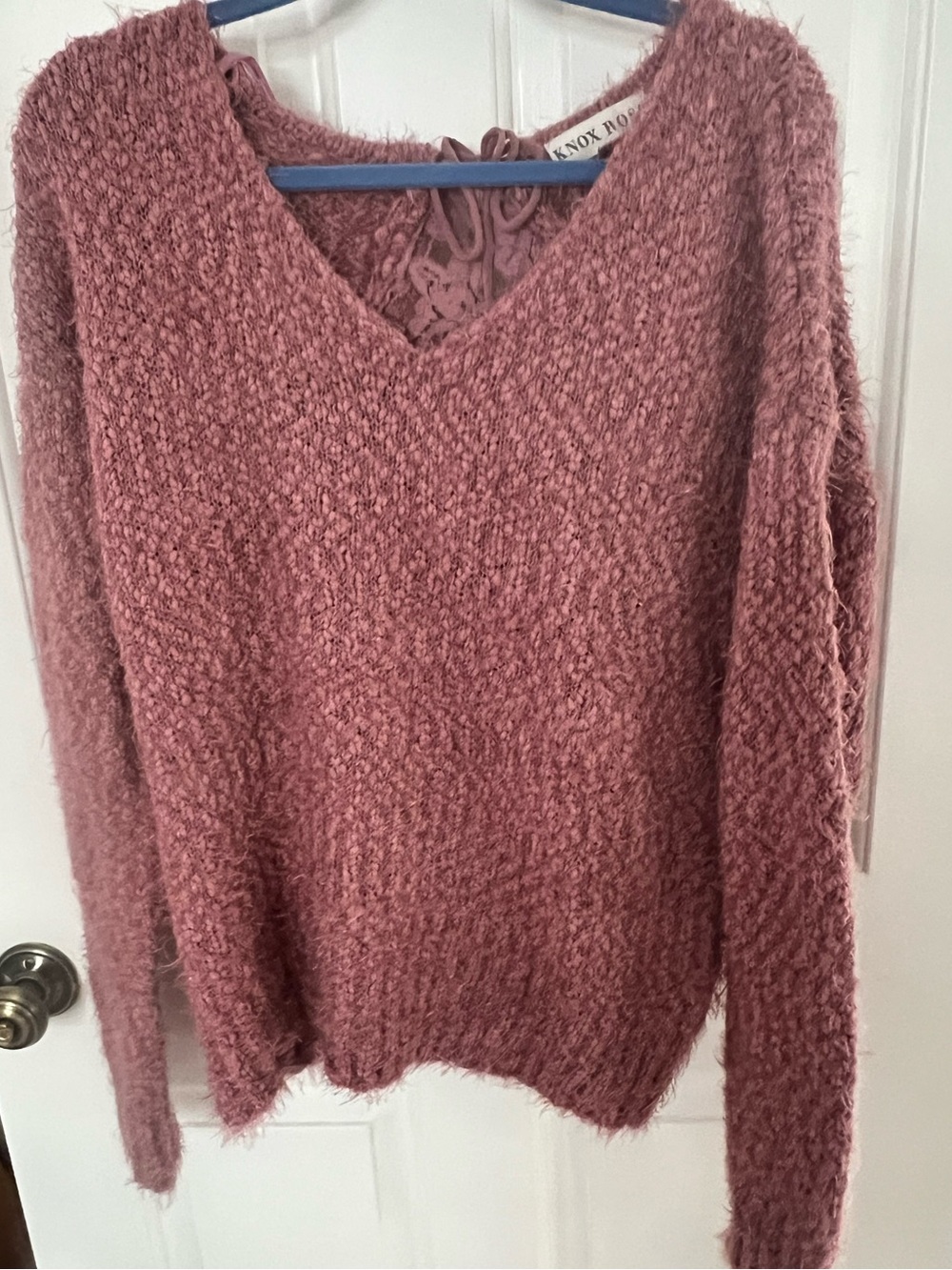 Knox Rose Dusty Rose V-Neck Chunky Knit Sweater